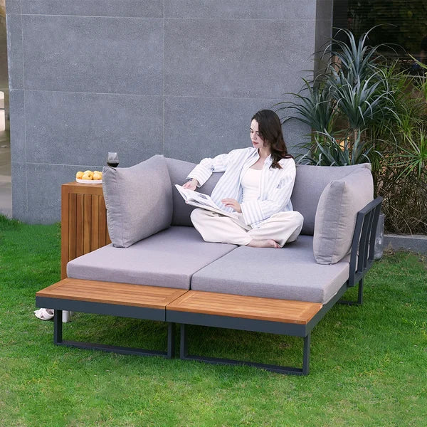 Serena's 3-Piece Sectional Outdoor Sofa Set